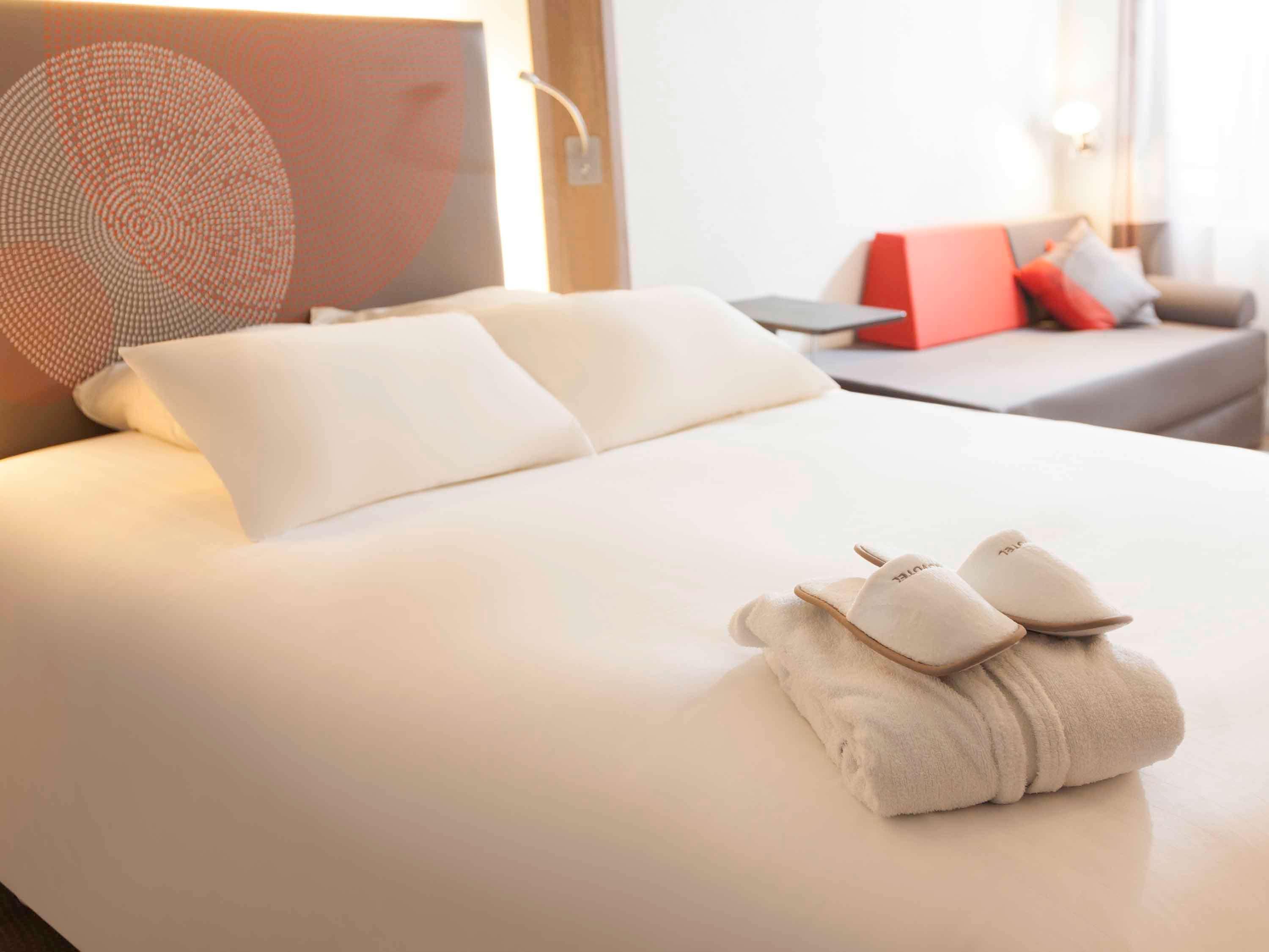 Novotel Paris 17 Ngoại thất bức ảnh
