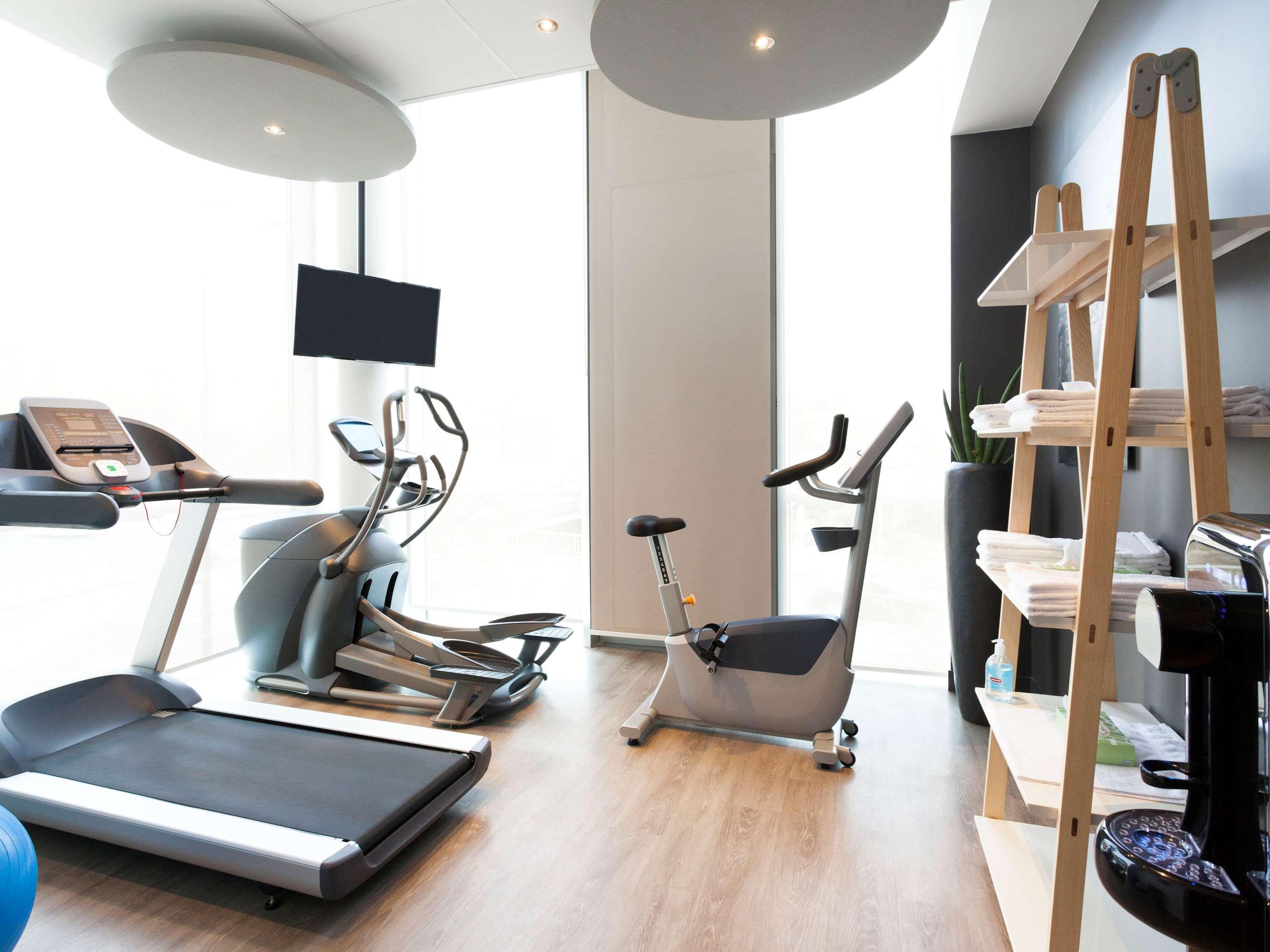 Novotel Paris 17 Ngoại thất bức ảnh