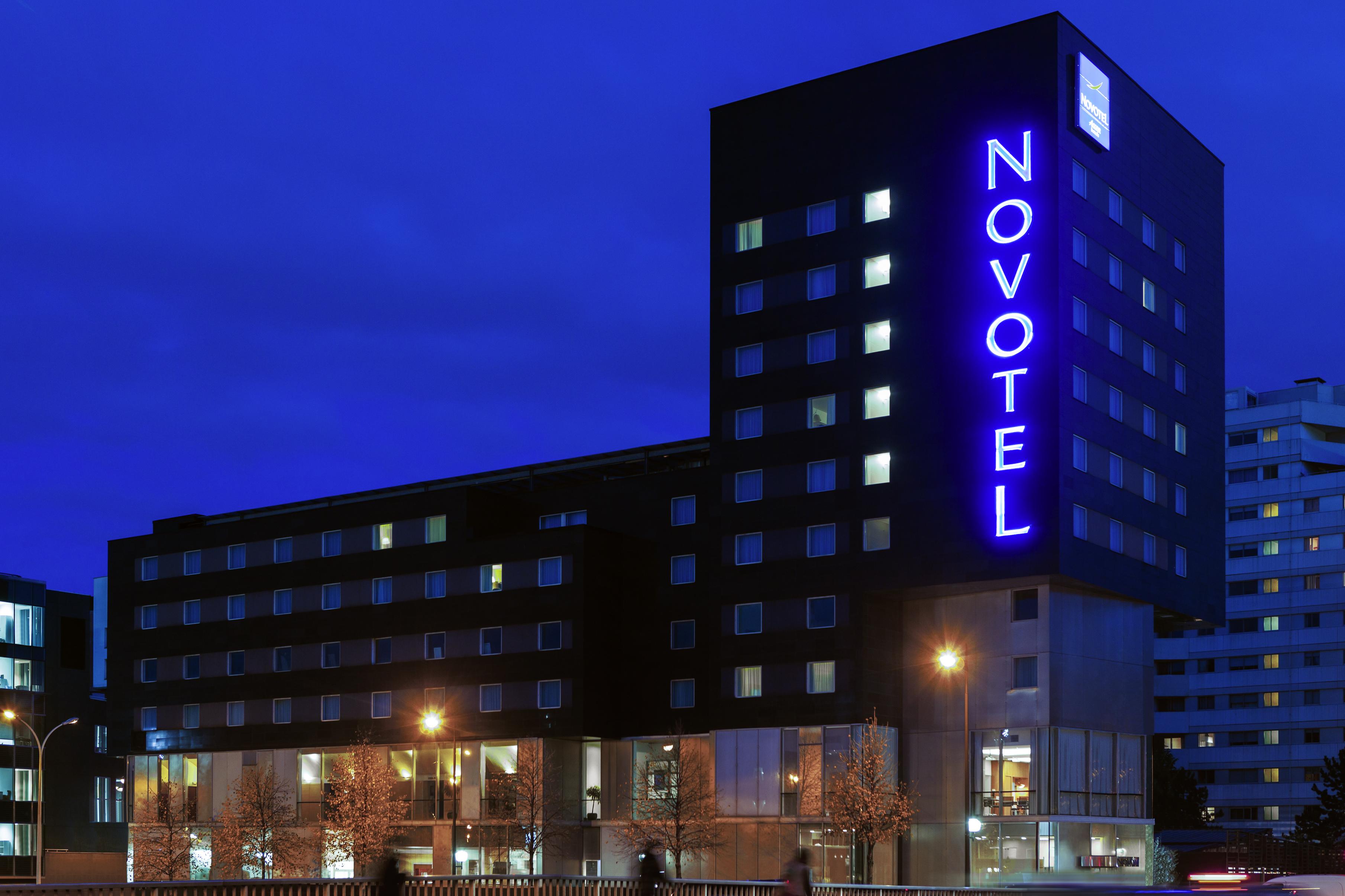 Novotel Paris 17 Ngoại thất bức ảnh